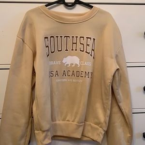 medium crew neck